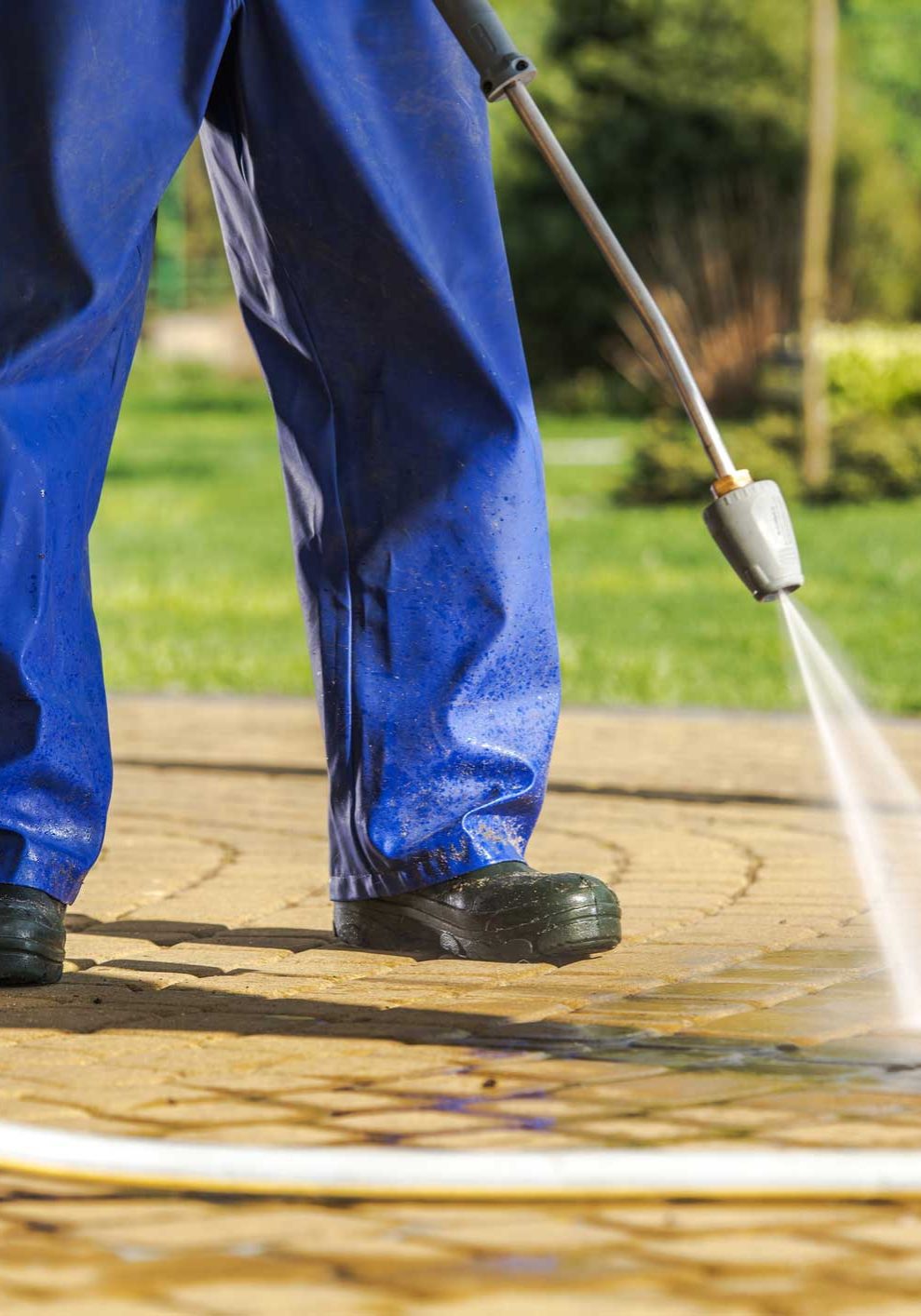 Pressure washing driveway